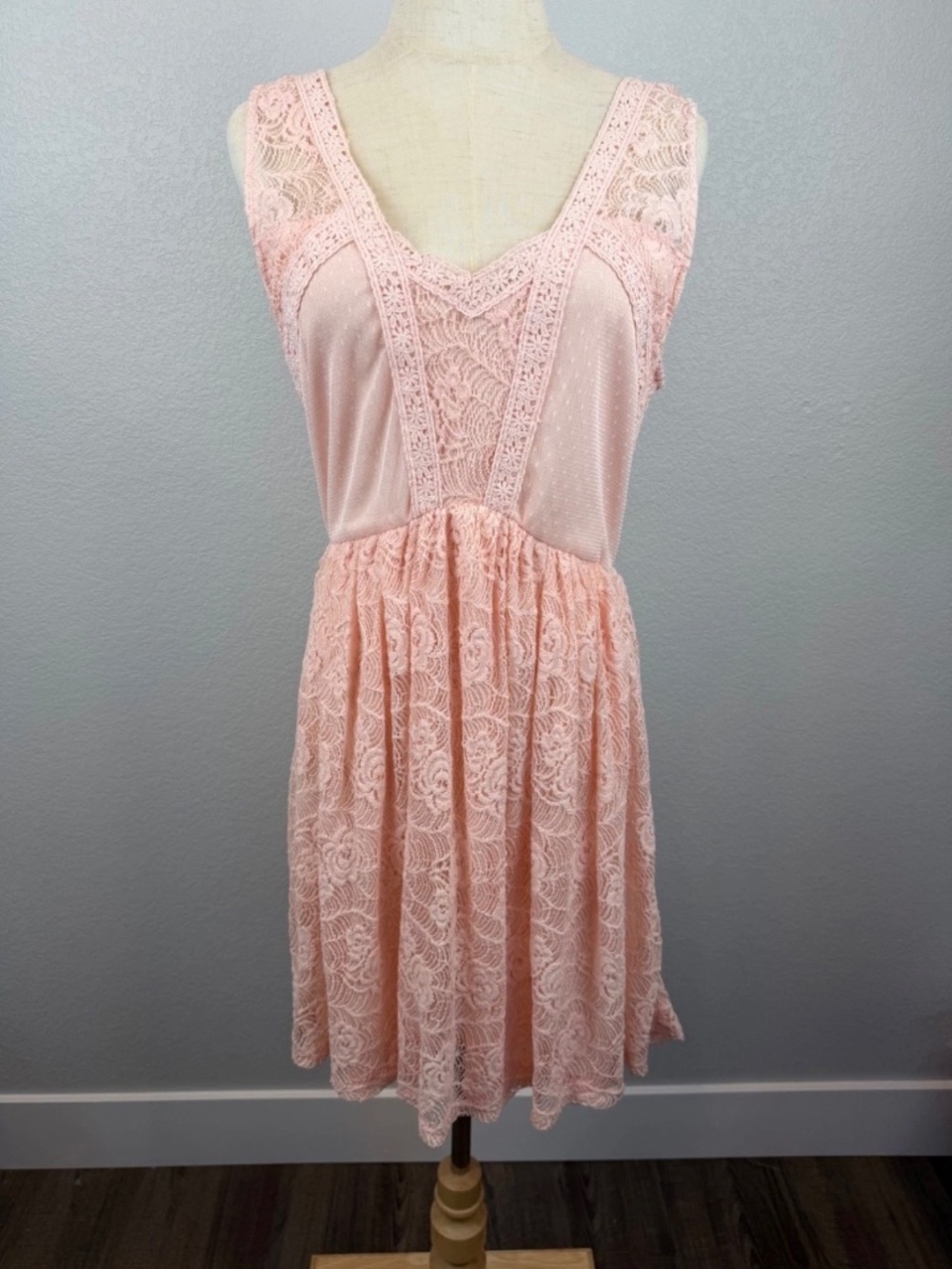 NWT Maurices Women's Lace V-Neck Lined Dress Light Pink | Size L